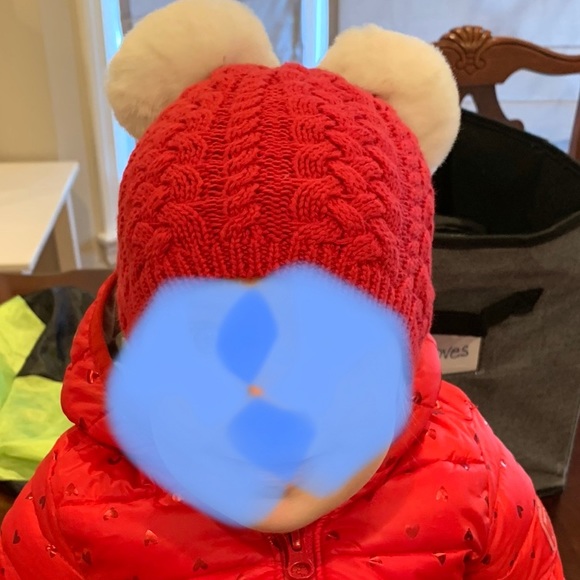 Baby Gap Red knit beanie with pom pom - Picture 4 of 4